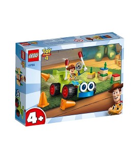 Woody și RC